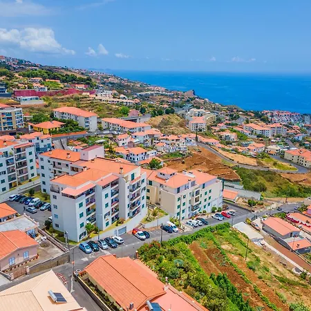 Cozy Seaside Ocean Views And Near 아파트 카니코