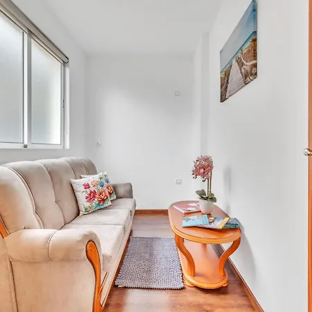 Cozy Seaside Near And Airport *