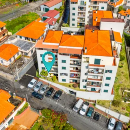 Apartment Cozy Seaside Ocean Views And Near Canico (Madeira)