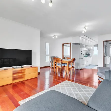 Appartamento Cozy Seaside Near And Airport