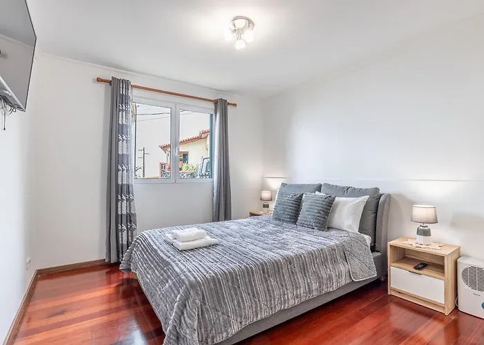 Appartamento Cozy Seaside Near And Airport *